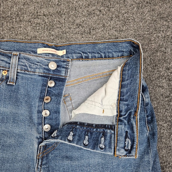 Levis Wedgie Straight Jeans Womens 31 Button Fly Med Wash Denim High Rise Blue - Picture 8 of 12